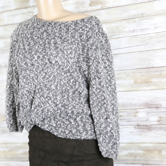 T. Q. Knit 3/4 Sleeve Top sz Med - Picture 3 of 6